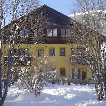 Appartement Chesa Engel By Interhome *